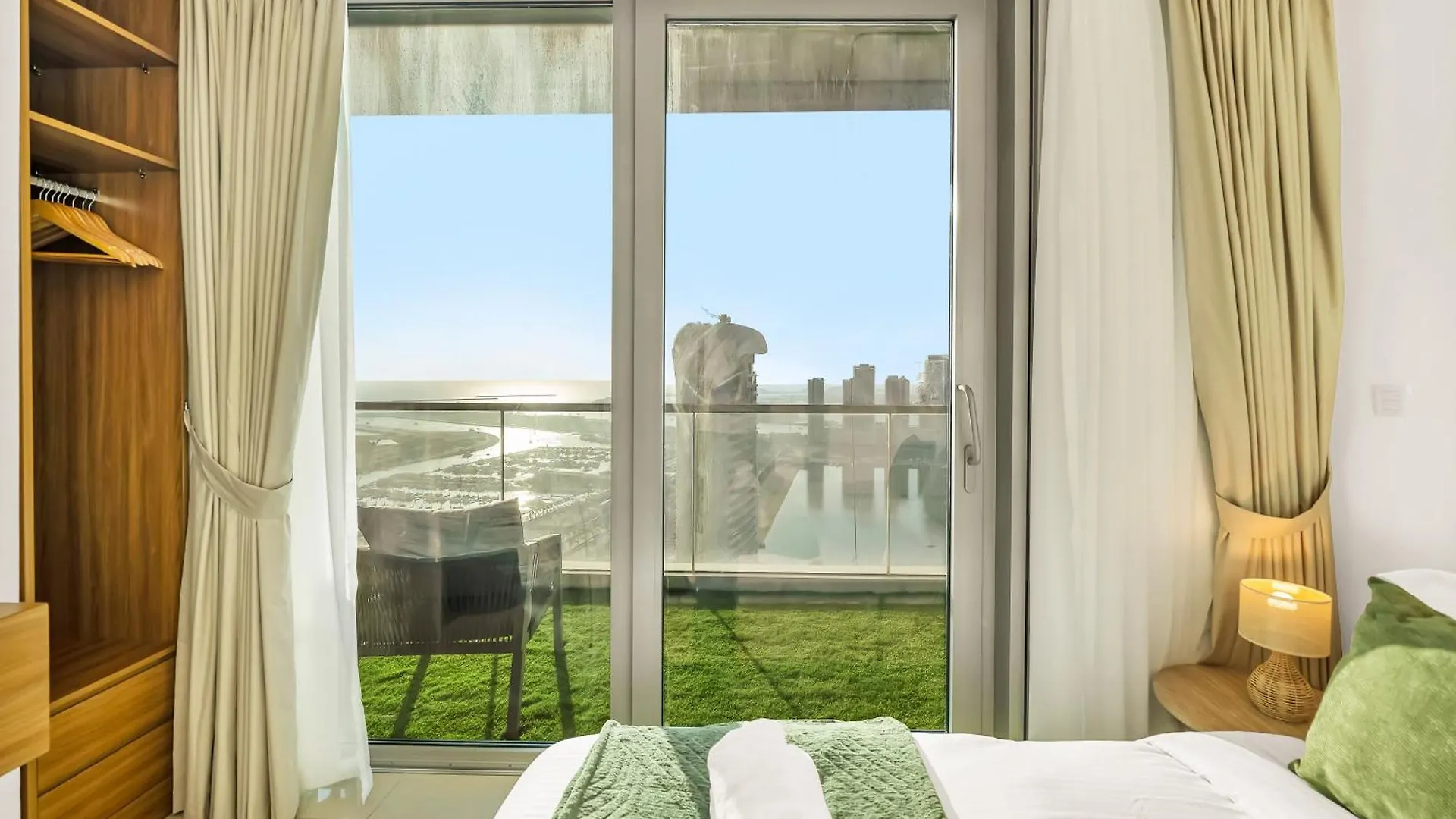 Sensational Direct Sea, Ain View And Palm Jumeirah In Dubai Marina 0*,