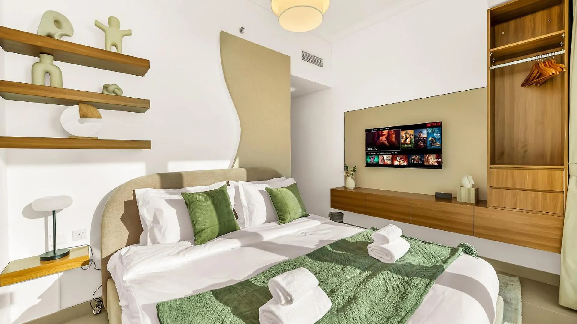 Apartment Sensational Direct Sea, Ain View And Palm Jumeirah In Dubai Marina