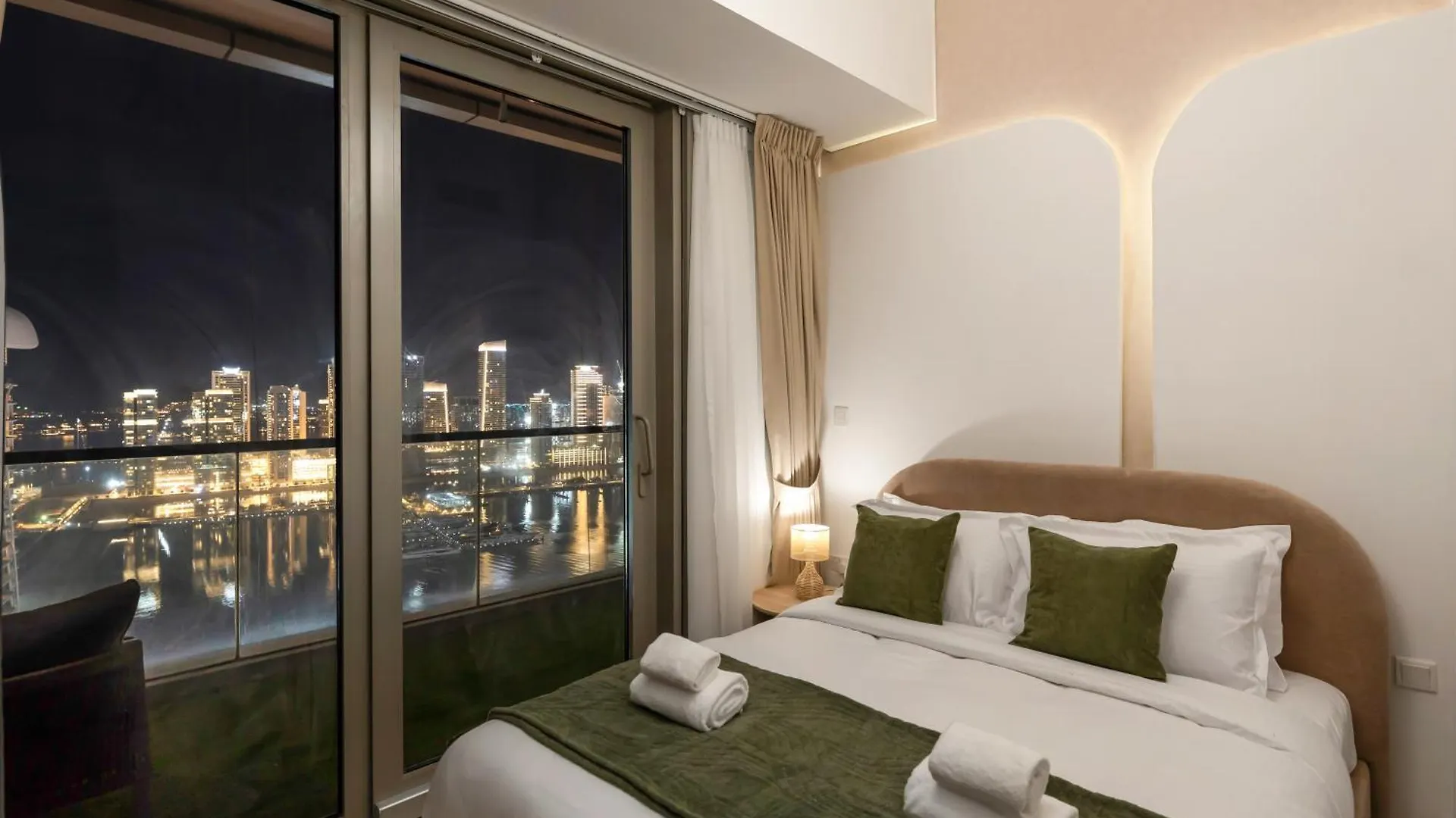Apartment Sensational Direct Sea, Ain View And Palm Jumeirah In Dubai Marina United Arab Emirates