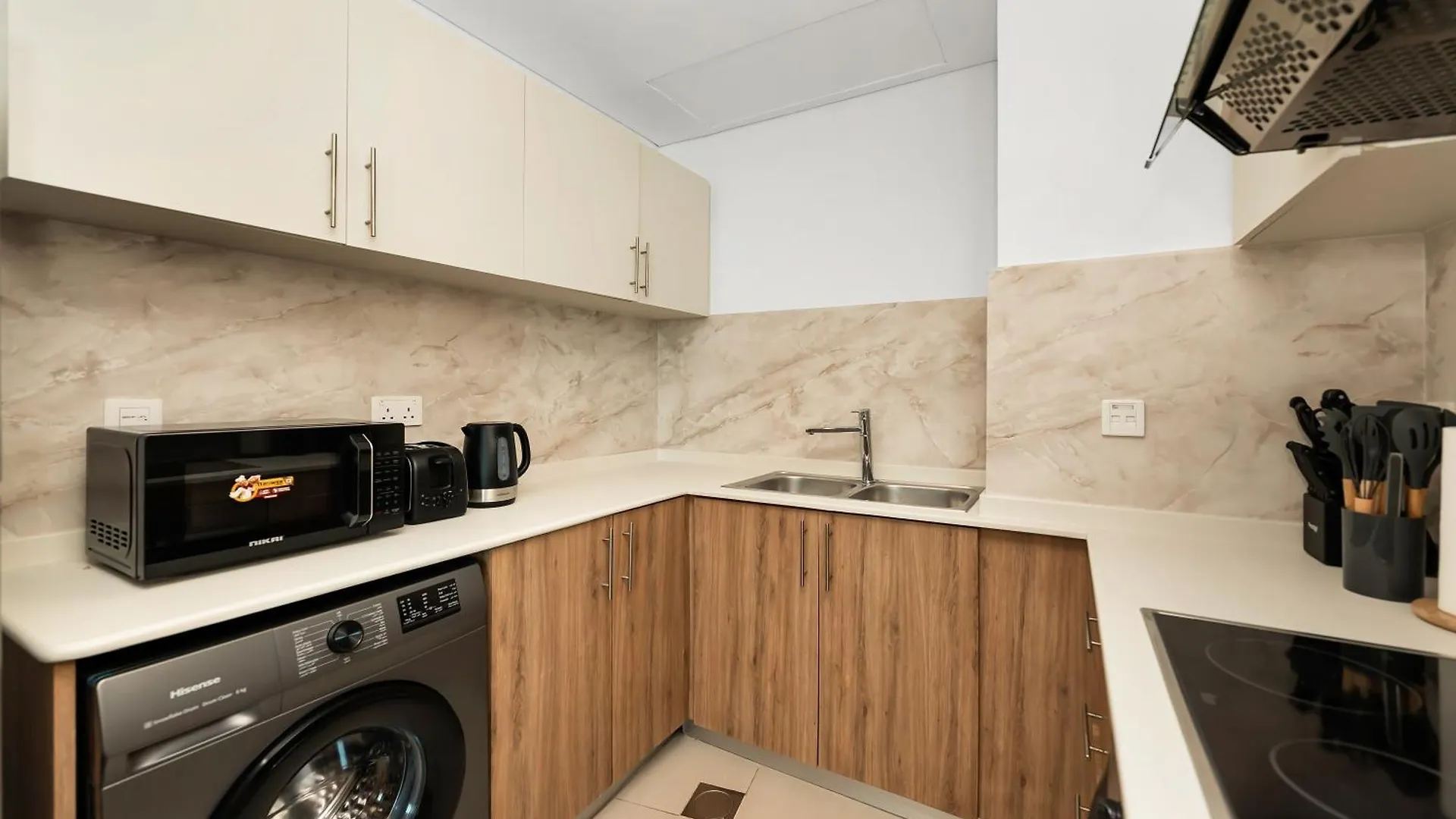 Apartment Sensational Direct Sea, Ain View And Palm Jumeirah In Dubai Marina United Arab Emirates